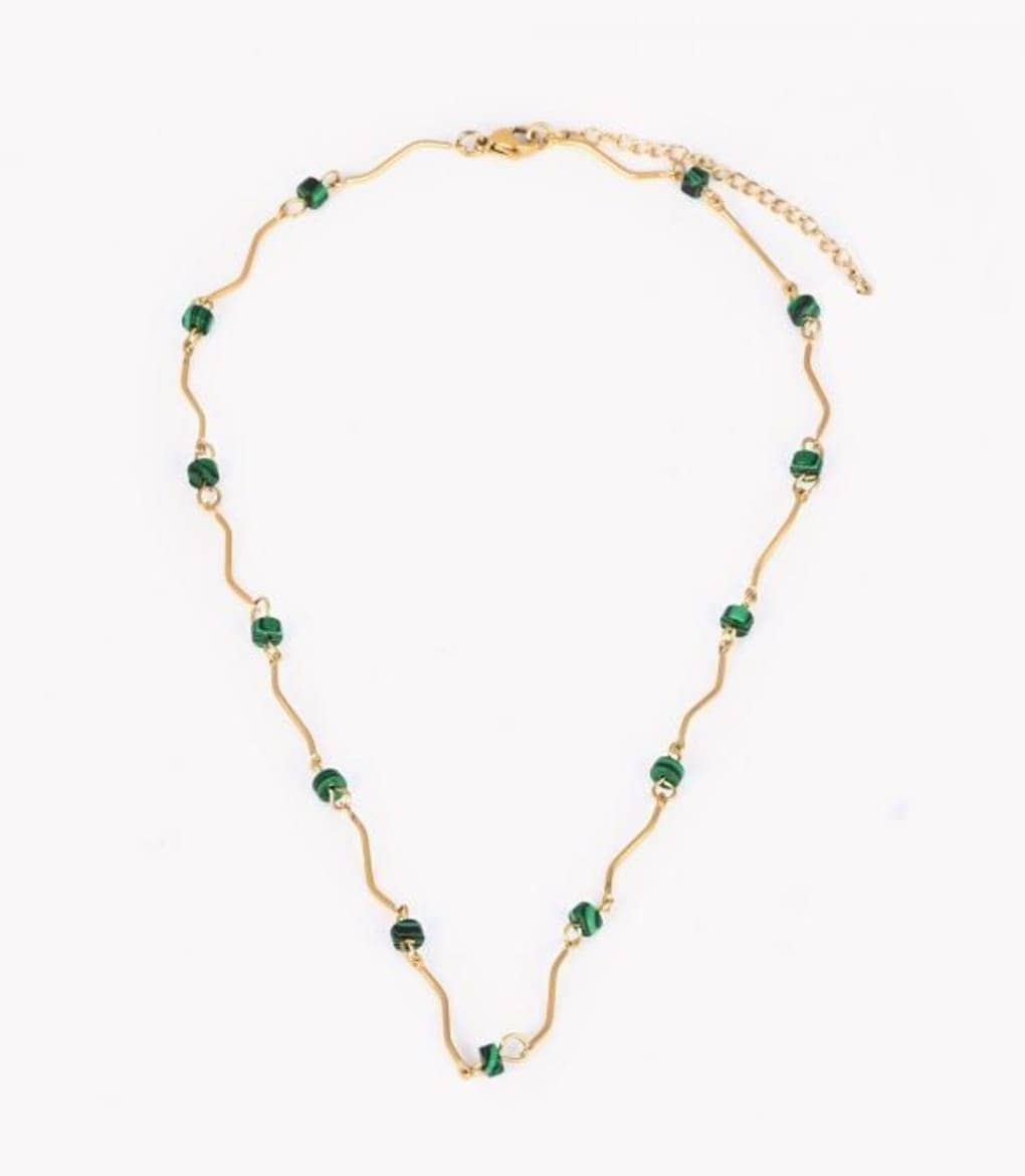 colar-pedras-irregular