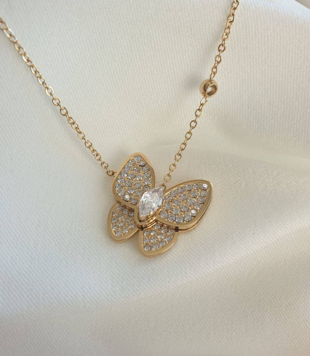 colar-borboleta-brilhantes