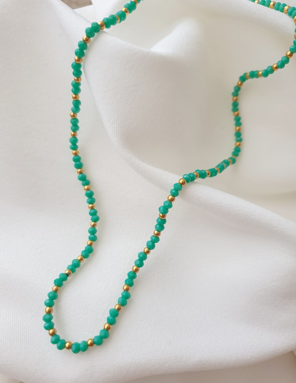 product-Colar Pedras verdes e douradas-0